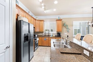 3 bedrooms, Internet - Luxury 3 Bed 3 Bath Resort Beaches Pool Golf (Gulf Shores)