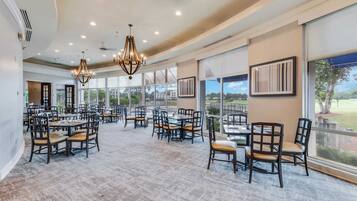 3 bedrooms, Internet