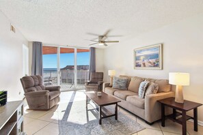 Apartment - Gulf View 2 Bed Beaches Pool Dining and Fun (Gulf Shores)
