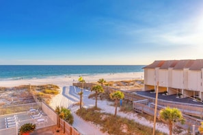 Apartment - Gulf View 2 Bed Beaches Pool Dining and Fun (Gulf Shores)