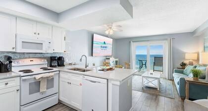 NEW Gulf Front - Beaches Pool Dining and Fun