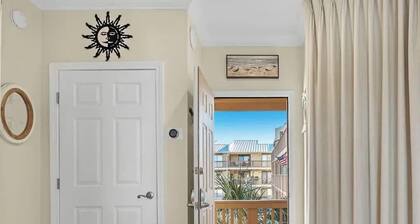 1 bed Beach Pools Waterfront Boating Palmaway