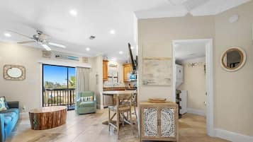 Apartment | 1 bedroom, Internet