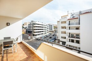 Outdoor dining - Condo Quintas das Palmeiras T3 (Lagos)