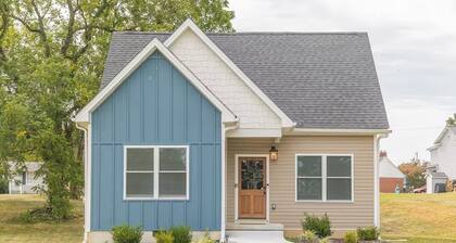 Cozy Home Between Shenandoah Natl Park & JMU - 5 Star Reviews!