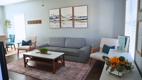 Smart TV - Cozy Home Between Shenandoah Natl Park & JMU - 5 Star Reviews! (Shenandoah)