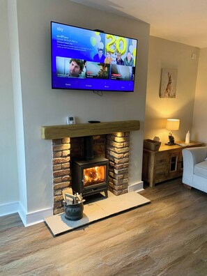 House, 2 Bedrooms, Balcony | Room amenity - Wardenlea Holiday Home (Preston)