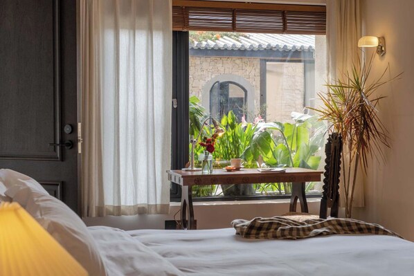 Romantic Double Room, Garden View