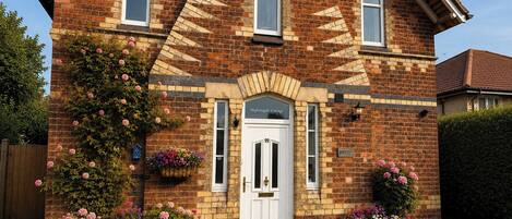 Cottage | Exterior