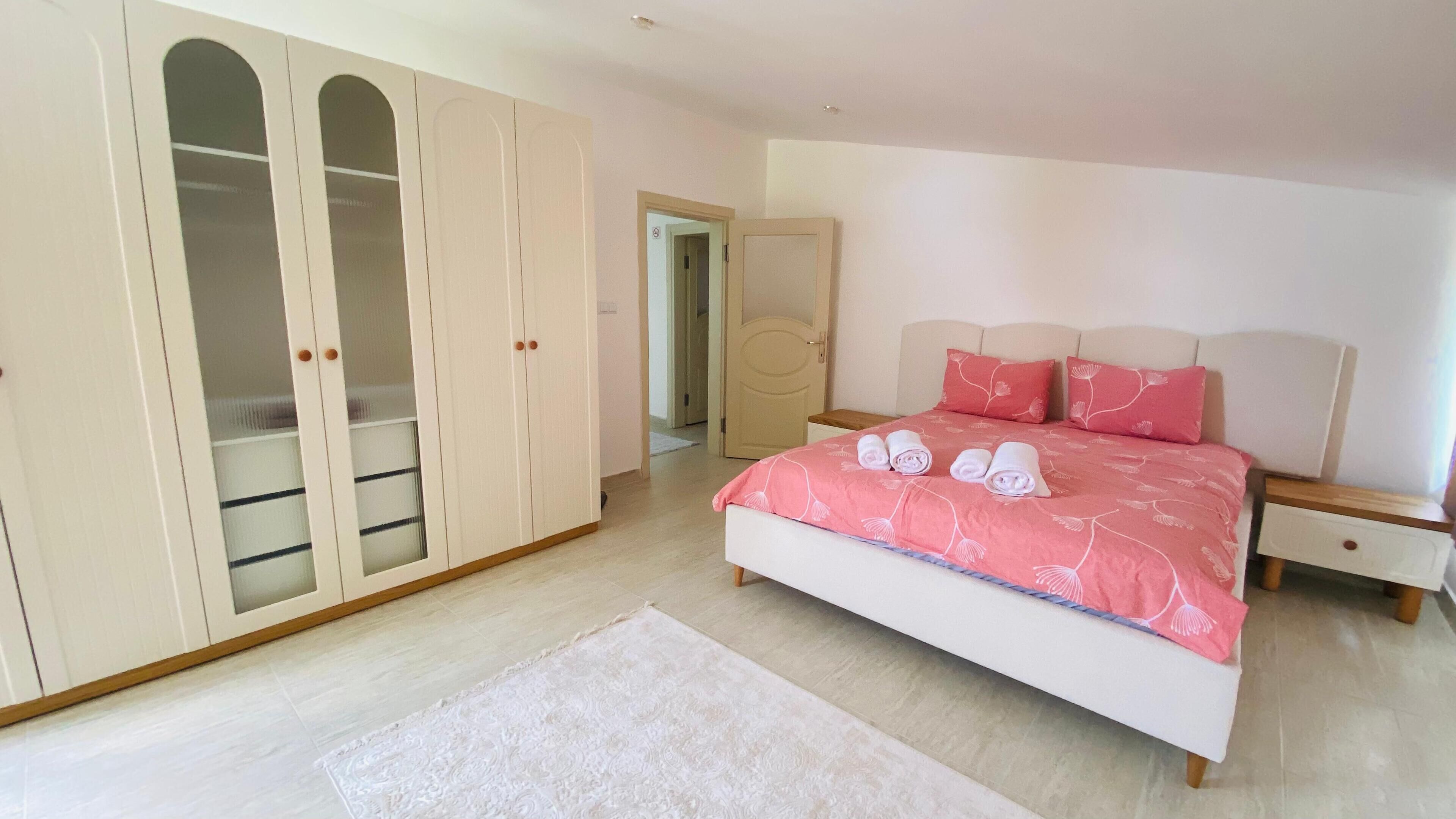 103 Pinterest Çati Kati | Insonorización, tabla de planchar con plancha y wifi gratis 