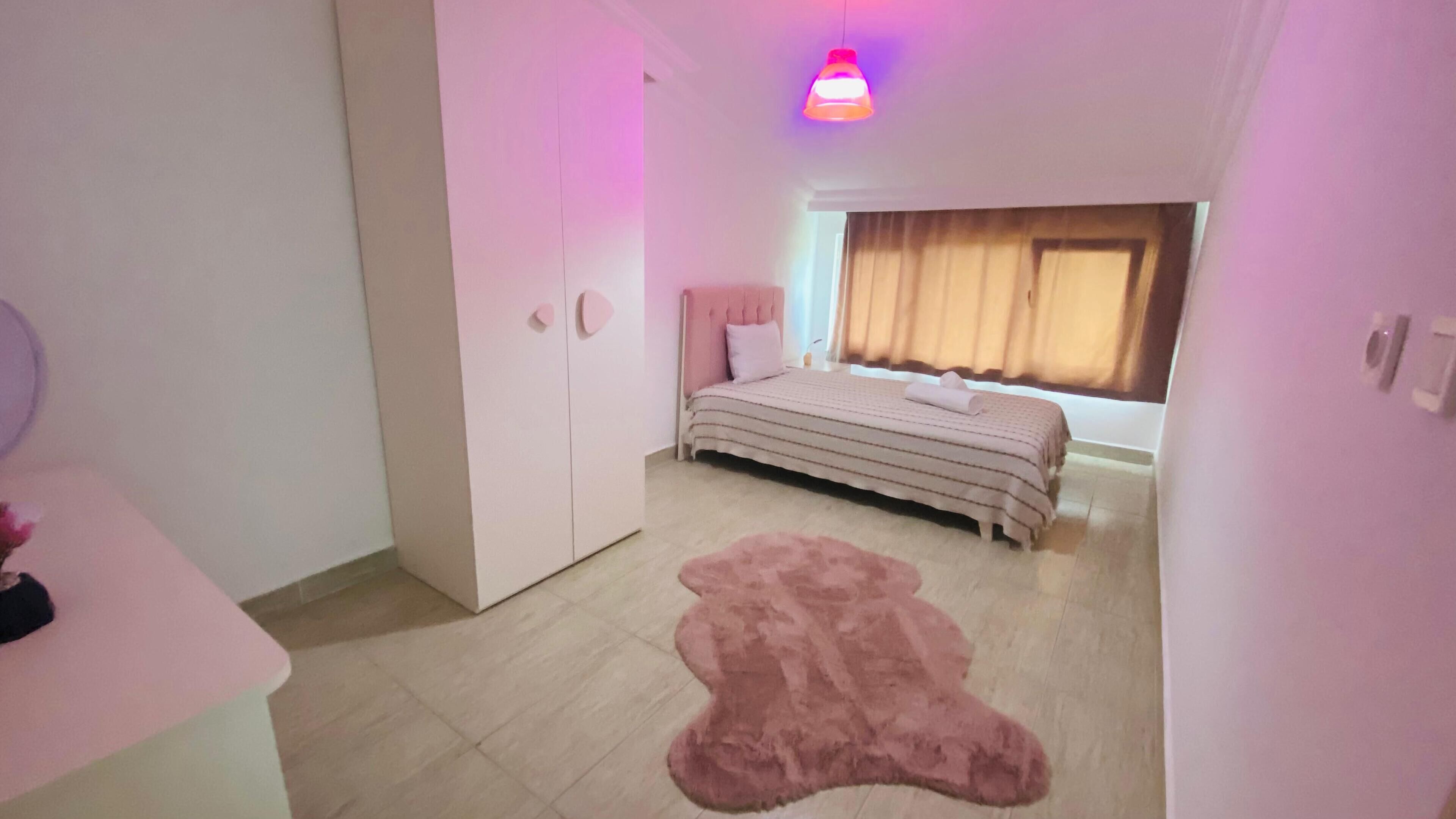 103 Pinterest Çati Kati | Insonorización, tabla de planchar con plancha y wifi gratis 