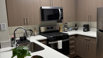 Microwave, oven, stovetop, dishwasher