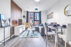 Căn hộ, 2 phòng ngủ, phù hợp cho người khuyết tật | Phòng ăn