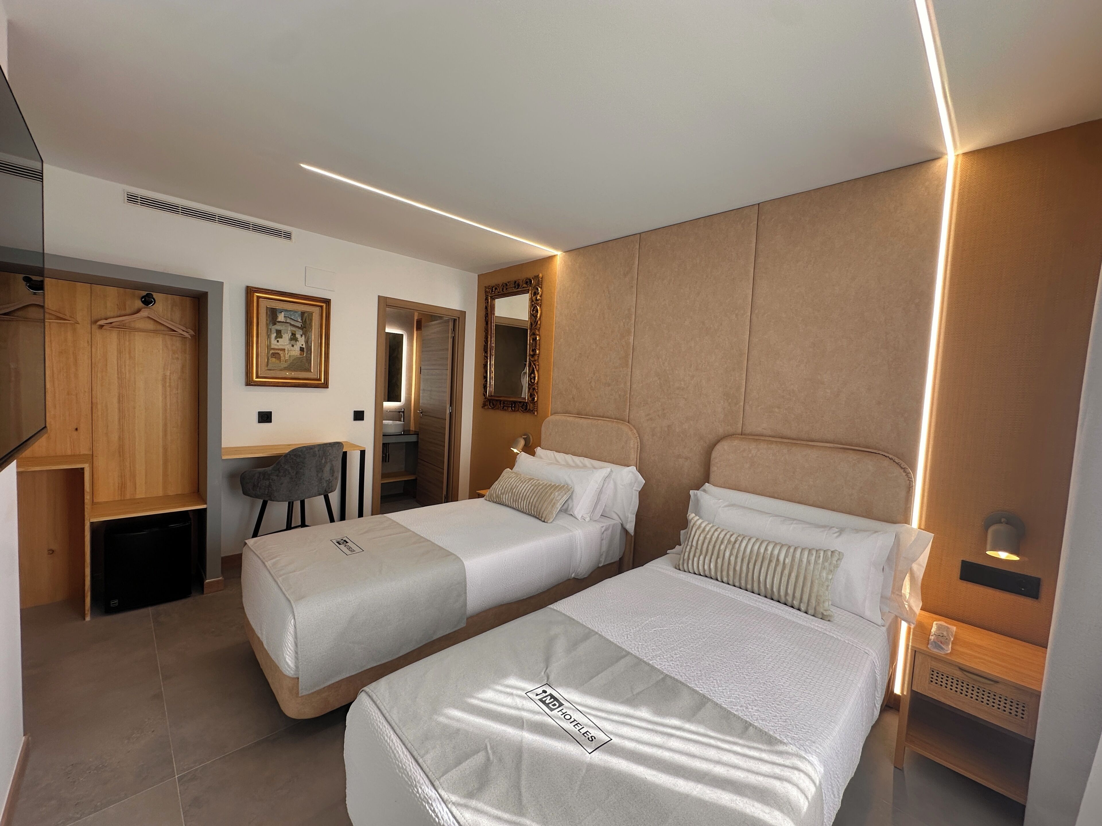 Comfort Double or Twin Room | Premium bedding, Select Comfort beds, minibar, in-room safe