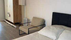 1 多间卧室、WiFi、床单