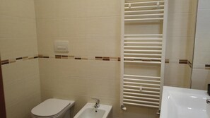 Bathroom - B&B Al Belvedere (Volturino)