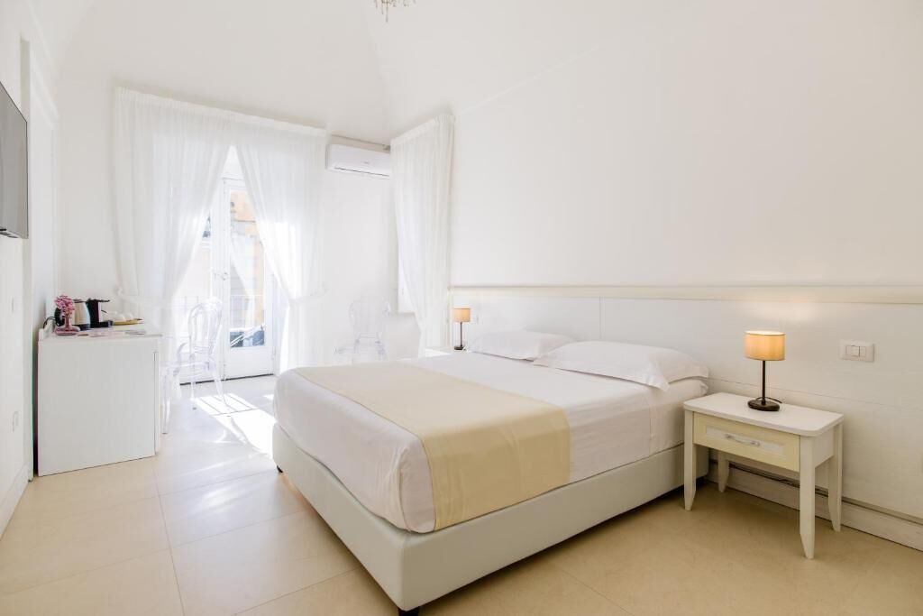 Superior Double Room | In-room safe, blackout curtains, iron/ironing board, free WiFi