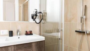 Chambre Simple | Salle de bain