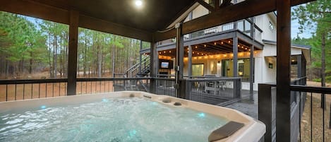 Bain à remous extérieur