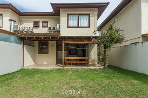 Perushuoneisto | Ulkopuoli