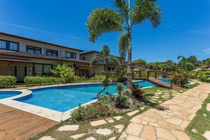 Imagen sin descripción, 2 de 32, botón