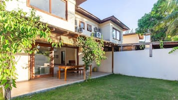 Basic Apartment | Exterior