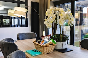 Dining - South Beach House (Blyth)