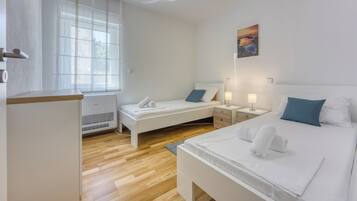 Family Apartment, Multiple Bedrooms, 2 Bathrooms (Villa Ancora - Merope Apartment) | 2 bedrooms, iron/ironing board, free WiFi, bed sheets