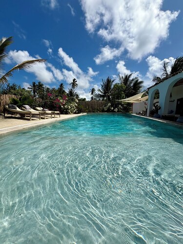 Casa Mysa two-bedroom villa in Michamvi Kae