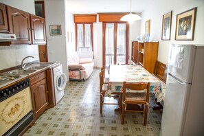 Apartamento, 1 quarto, sacada, vista para a cidade | Lavanderia