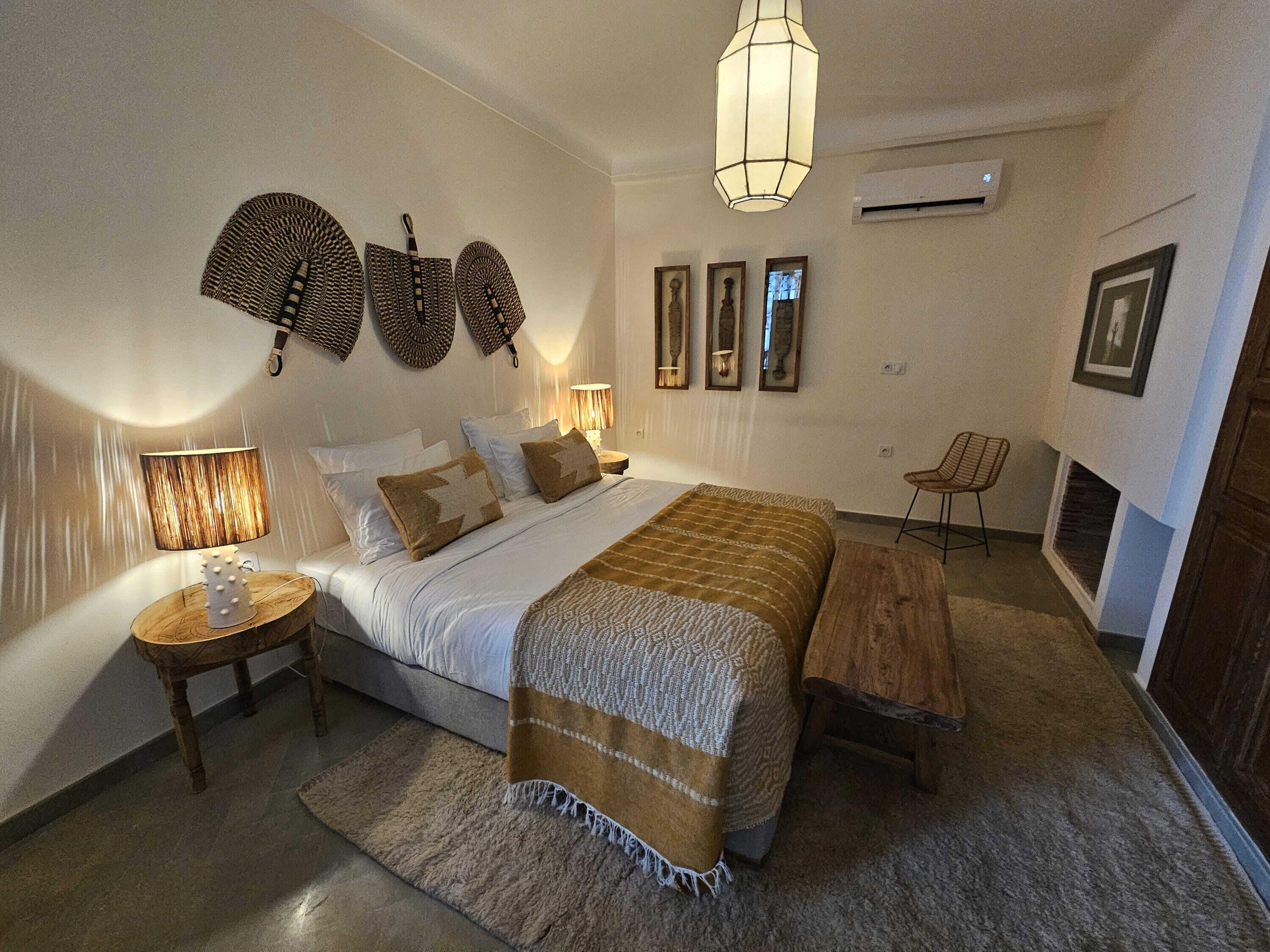 スーペリア ハウス | WiFi (無料)