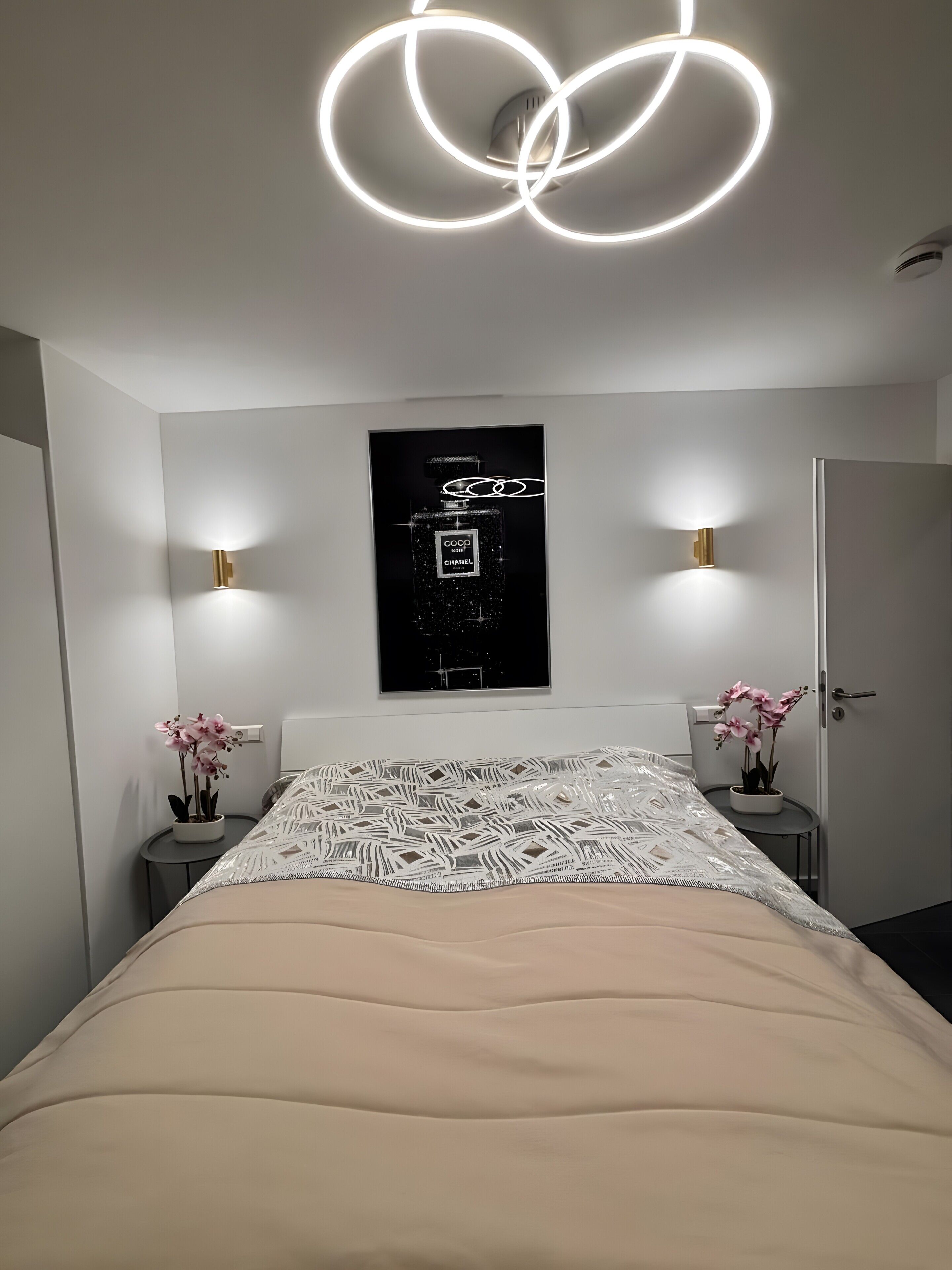 Bügeleisen/Bügelbrett, WLAN, Bettwäsche