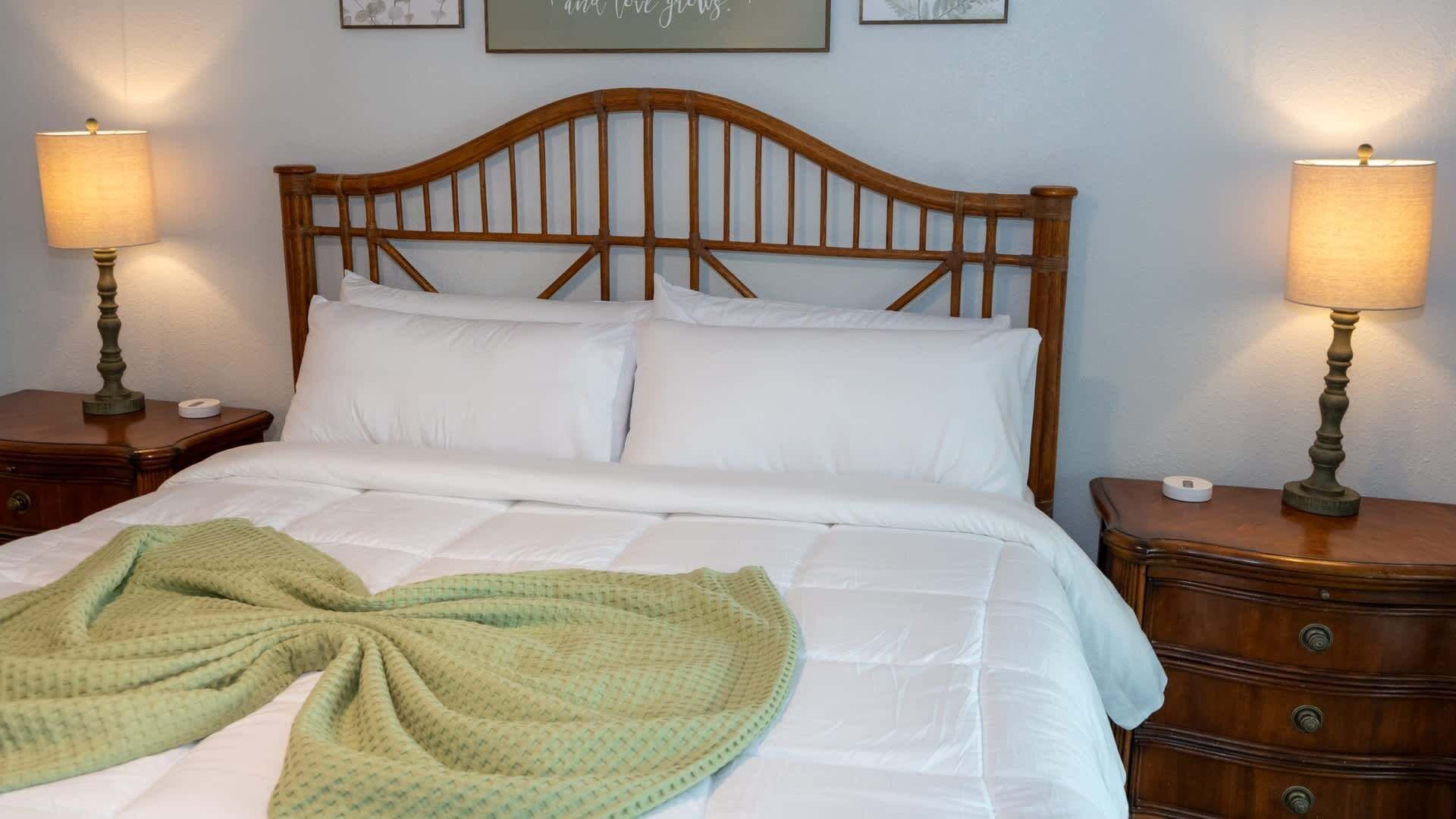 Apartment, 3 Bedrooms | 3 bedrooms, iron/ironing board, free WiFi