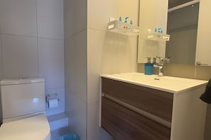 Apartment | Badezimmer