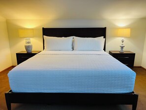 3 chambres, bureau, fer et planche à repasser, Wi-Fi gratuit