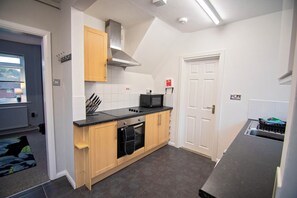 Microondas, horno y parrilla de estufa 