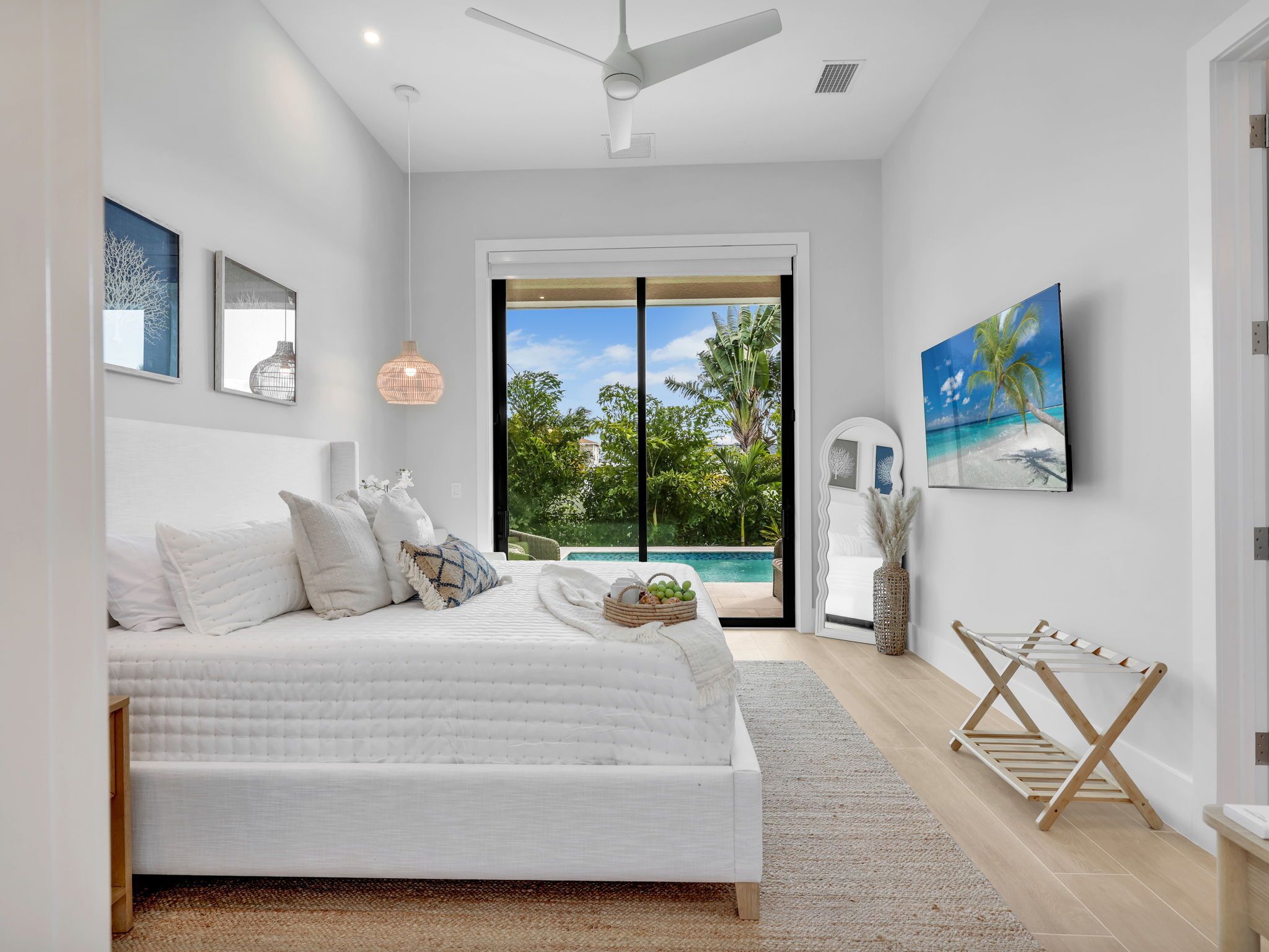 3 soverom, skrivebord, strykejern/-brett og wi-fi (inkludert)