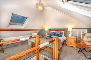 3 bedrooms, free WiFi, bed sheets - Mumbles Cottage (Whitby)