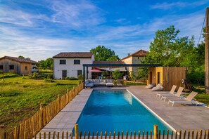 Pool - Unforgettable Reunions in the Countryside – Sleeps 28 to 32 Guests (Lalbenque)