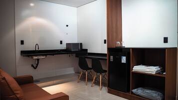 Kamar Twin Mewah | Area keluarga | TV