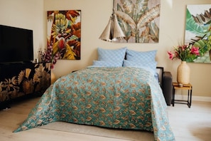 Bügeleisen/Bügelbrett, WLAN, Bettwäsche