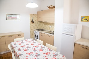 Apartment, 2 Bedrooms, Terrace, Garden View | Laundry - Pinewood Escape With Garden (Eraclea)