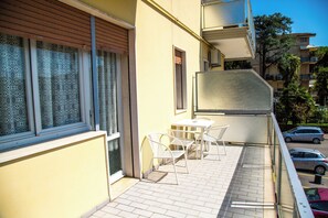 Apartment, 2 Schlafzimmer, Balkon, Stadtblick | Balkon