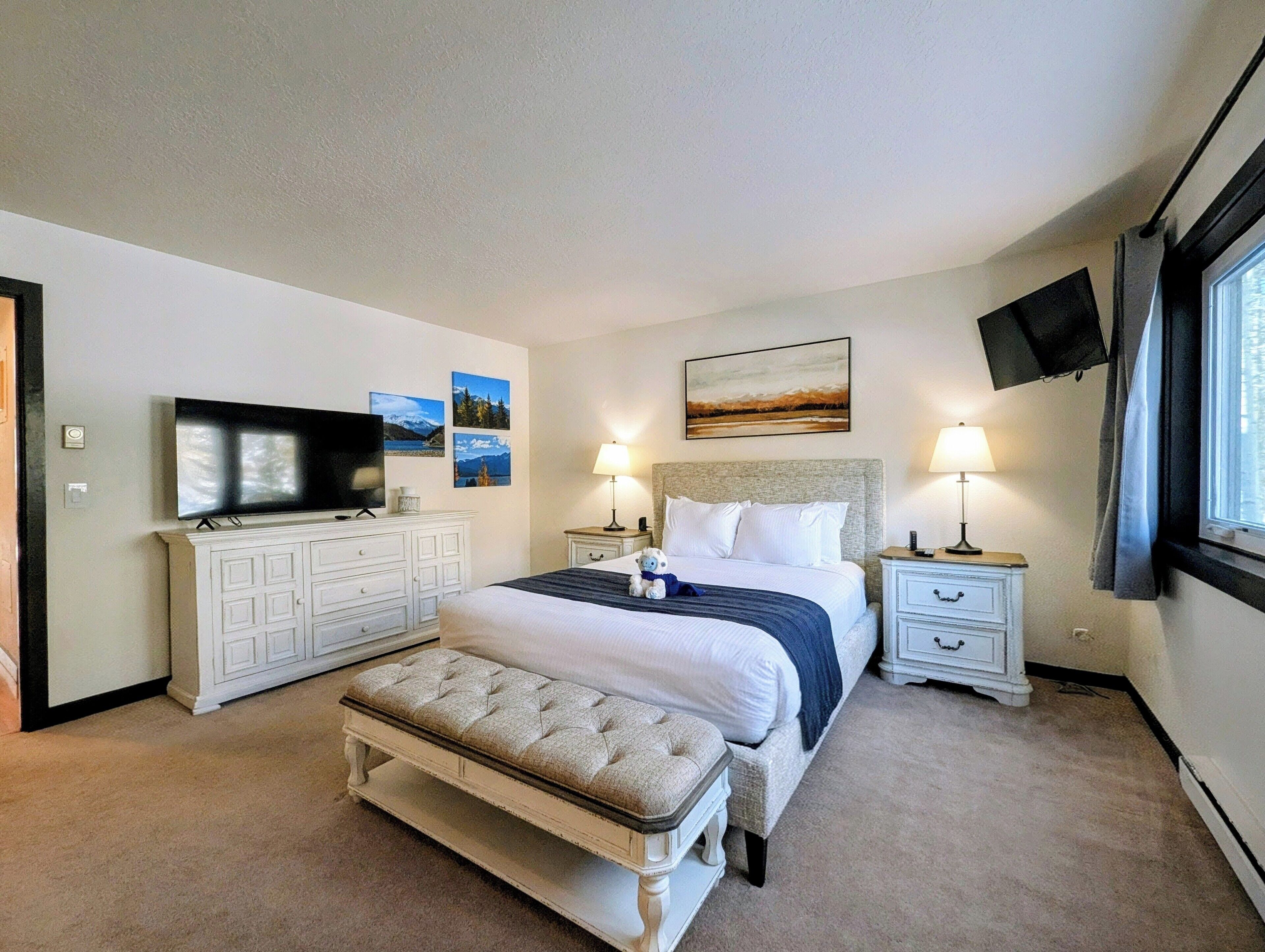 Strykejern/-brett, wi-fi og sengetøy