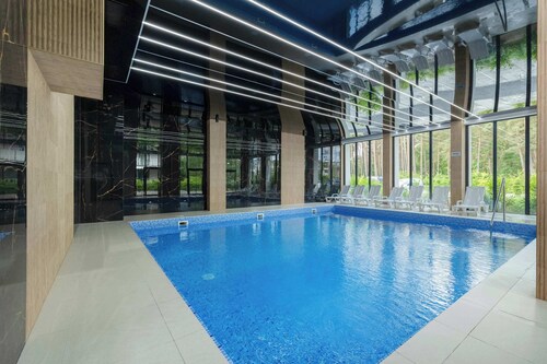 Tasteful Apartment | Parking, Balcony and Pool