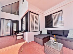 Terrace/patio - Villa Blanca, Kalbarri WA (Kalbarri)