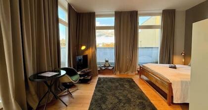 Golden Hour Apartment in Hamburg