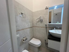 Bathroom - Hello Pisa (Pisa)