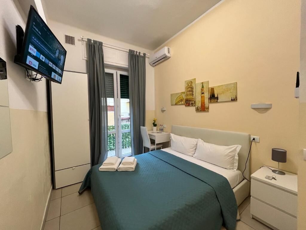 Double Room, Private Bathroom, Courtyard View