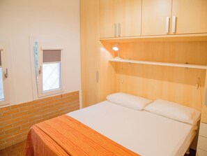 Căn hộ, 1 phòng ngủ, sân hiên | 2 phòng ngủ 